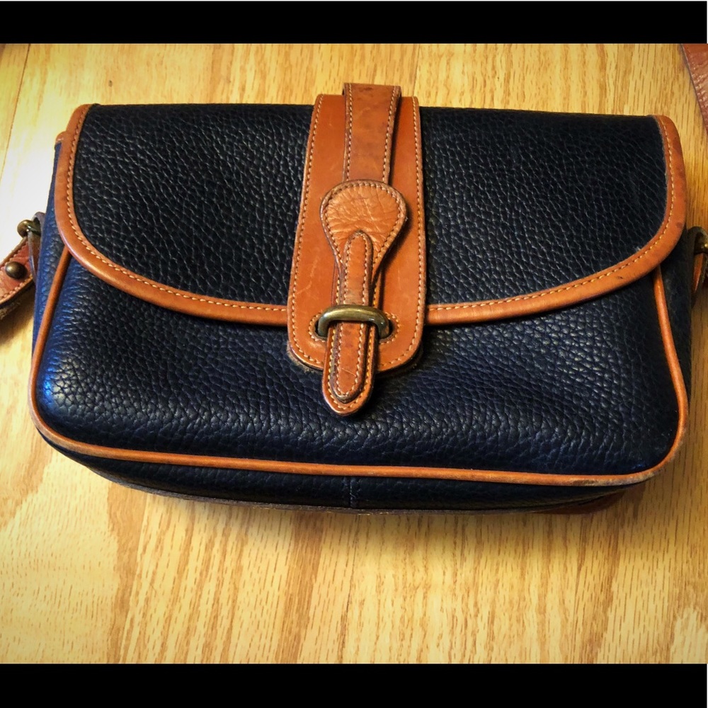 💫 Dooney & Burke | Crossbody Vintage 🦆